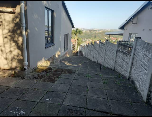4 BEDROOM HOUSE FOR SALE IN RESERVOIR HILLS